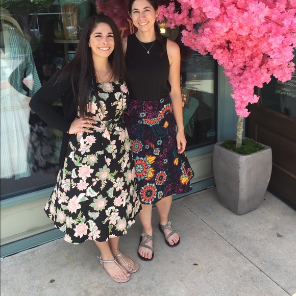 Black Floral Midi Dress - Picture 4 of 4